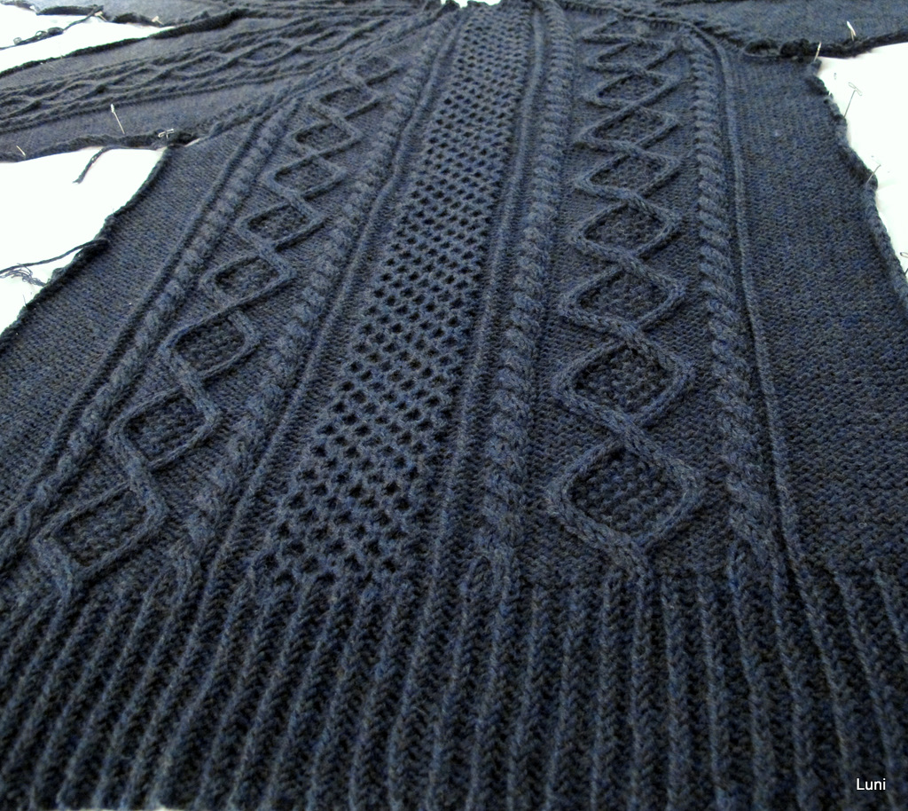 3 Sleeves to the Wind Tightening ladders in knitting