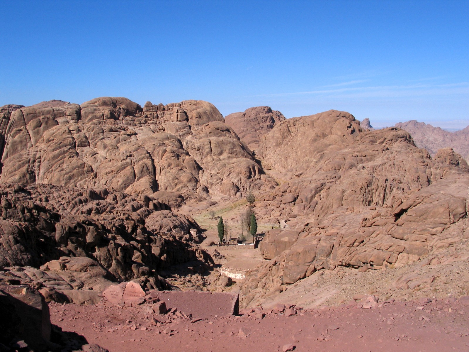 The Hikemasters' Trail Descriptions Mount Sinai Summit Loop, Sinai