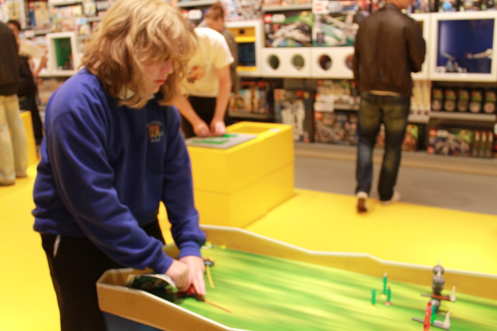 LEGO Store Leeds Trinity Centre U me and the kids