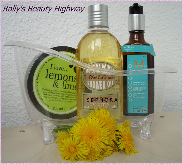 In my mini tub - body and hair care products