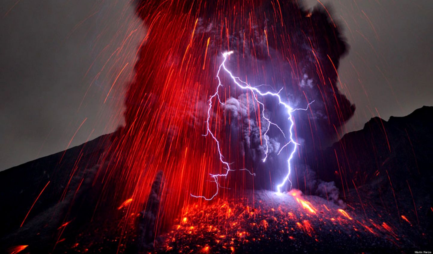 Volcano with Lightning Volcano with Lightning