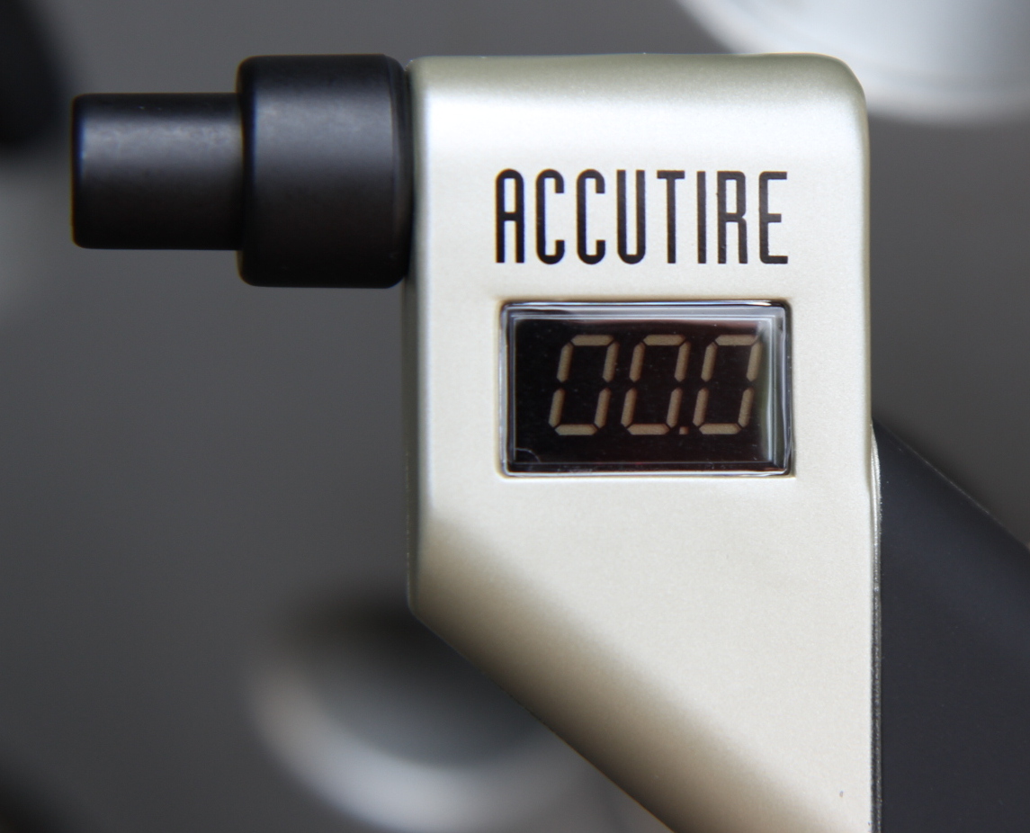 James' Ordinary Guy Reviews Accutire Model MS4021B Tire Pressure