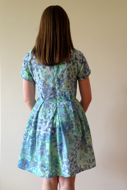 Diary of a Chain Stitcher: Zeena Dress in Silk/Cotton Voile from Mood Fabrics