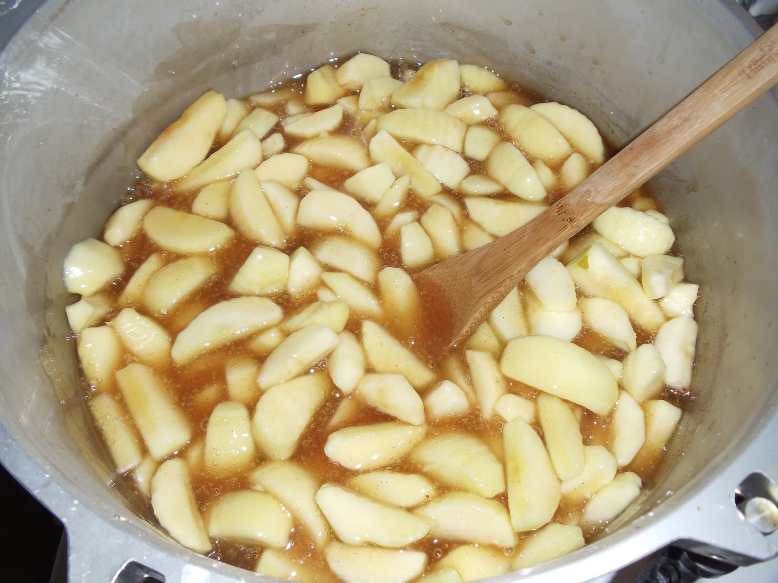 Learning The Frugal Life Frozen Apple Pie Filling