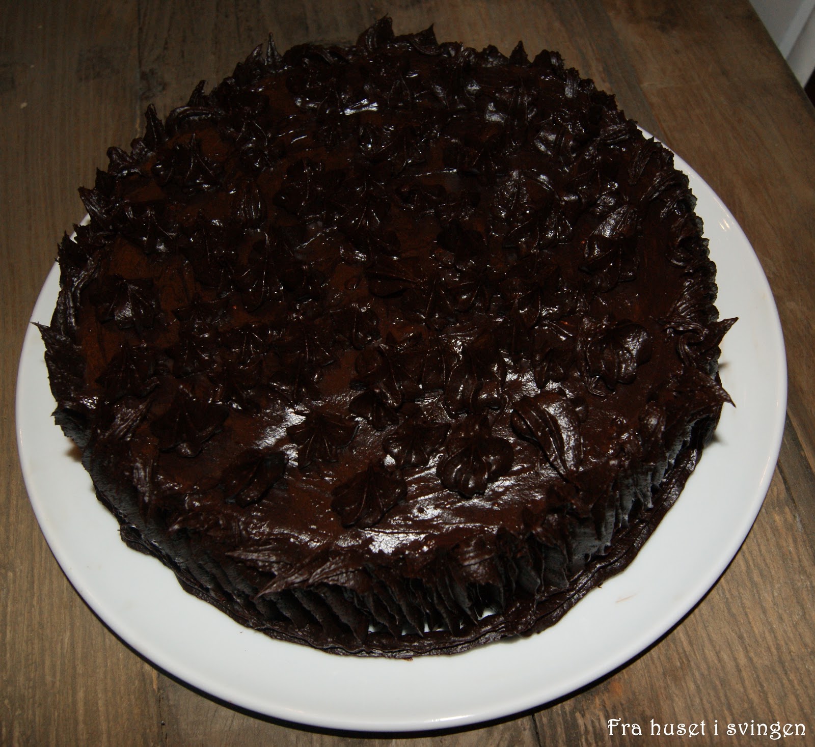 FRA HUSET I SVINGEN Chocolate Lovin` Spoon Cake