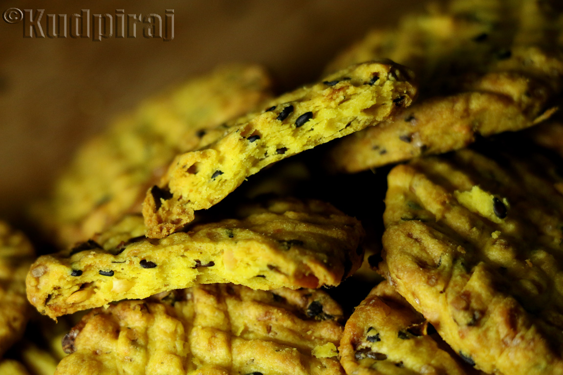 Kudpiraj's Garam Tawa Masala Biscuits(Spicy Mangalorean Cookies)