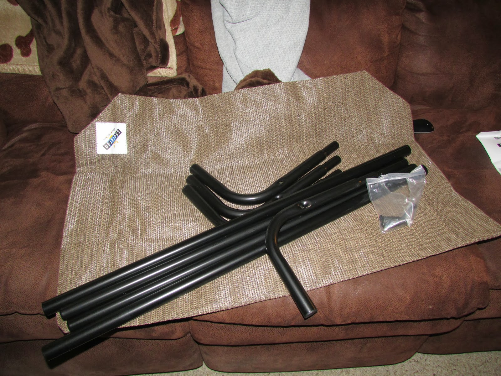 My Rotten Dogs Coolaroo (Kuranda Style) Elevated Dog Bed Review