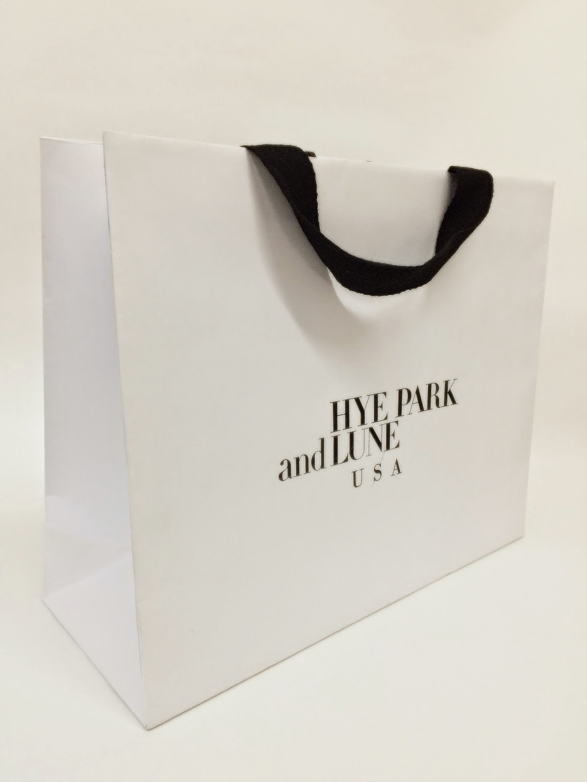 BRAND PAPER BAG [Premium PAPER BAG] beautiful brand paper bag