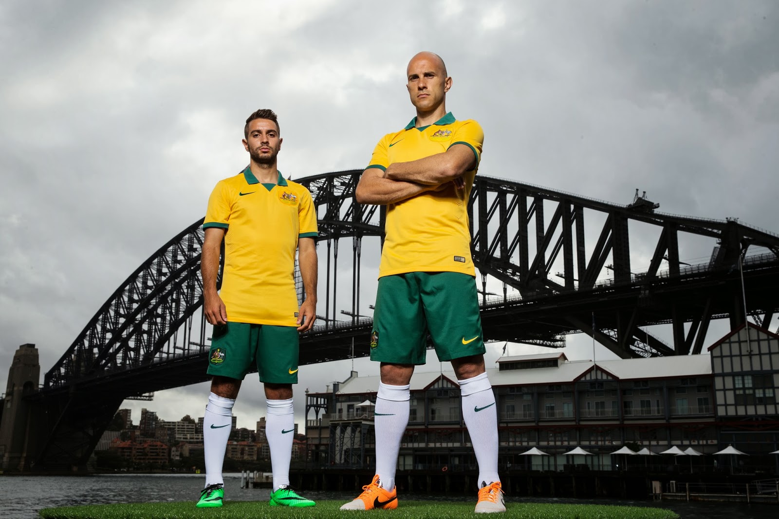 Nike Football Unveils 2014 Australia National Team Kit DISKIOFF