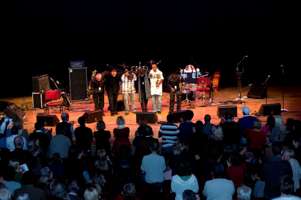 my passion for ethiopian music: Addis Acoustic Project - Live at