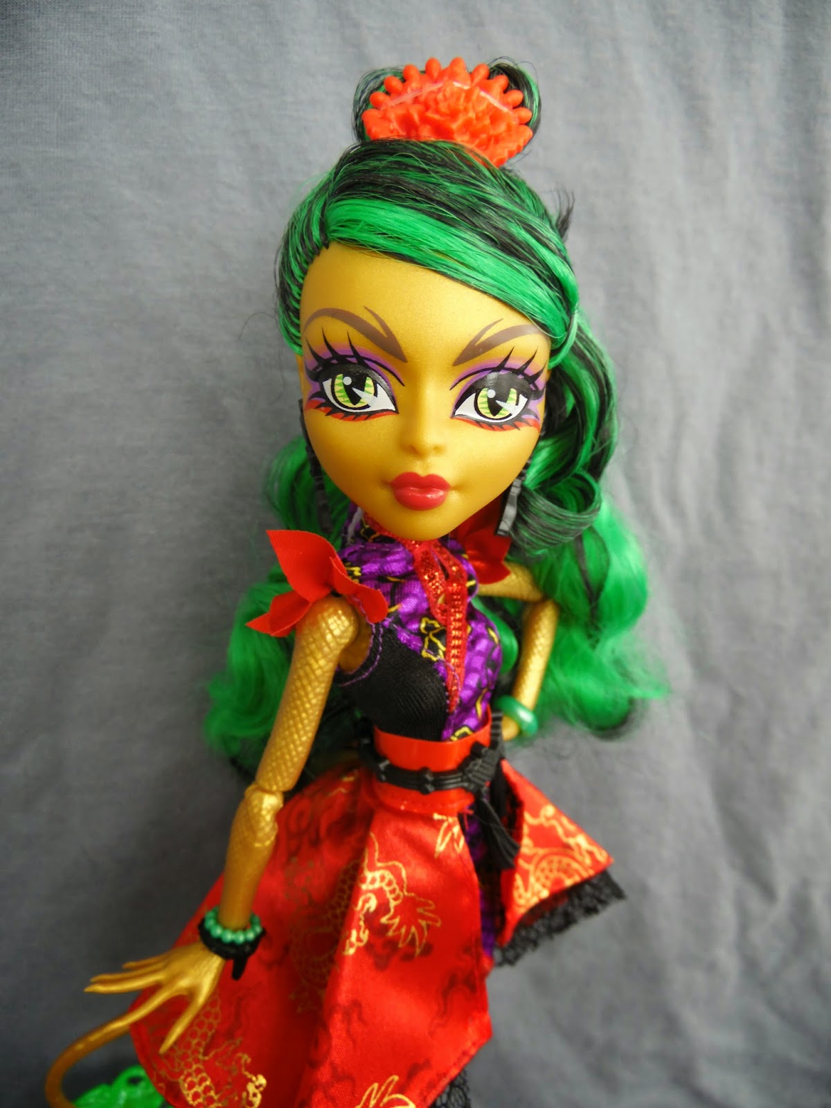 cleo gloom and bloom