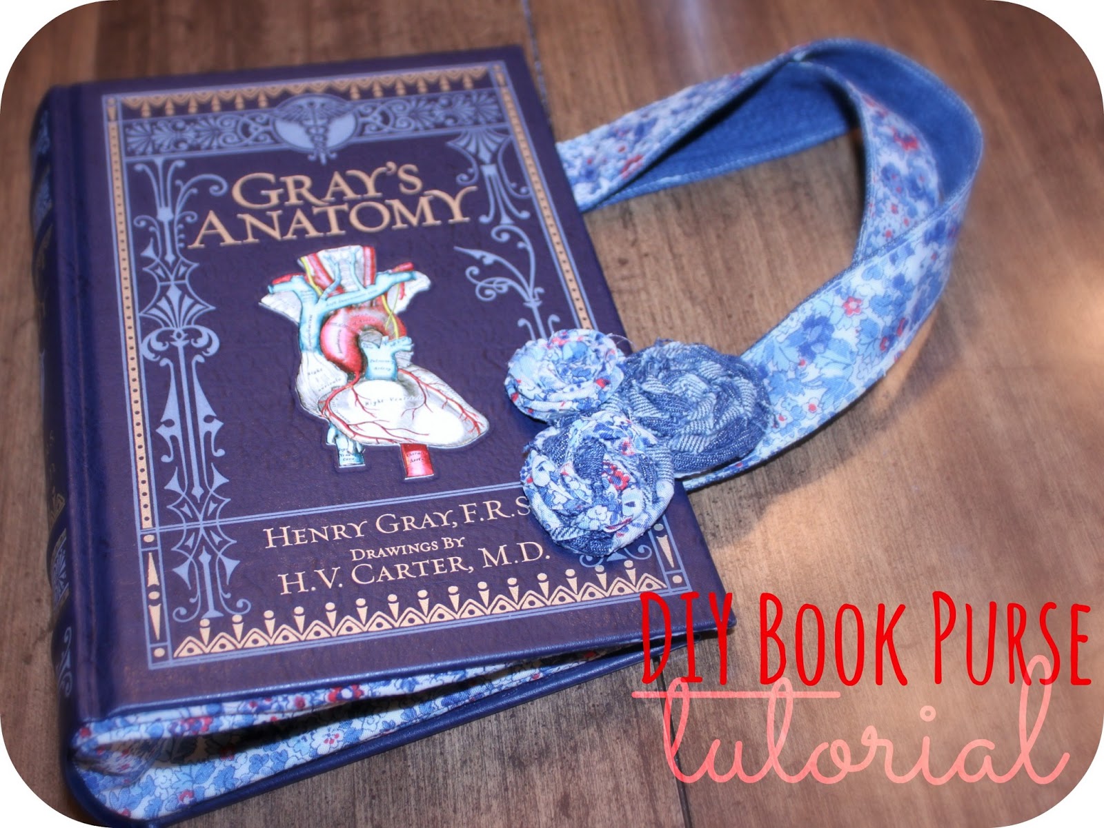 Amandita Designs DIY Repurposed Book Purse Tutorial