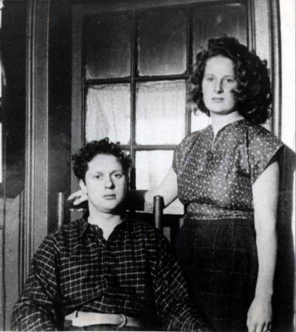FRACAS DU MONDE: Dylan Thomas, Clown in the Moon
