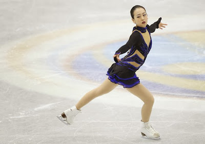 Mao Asada udfører sit lange program ved Grand Prix Finalen 2013/14