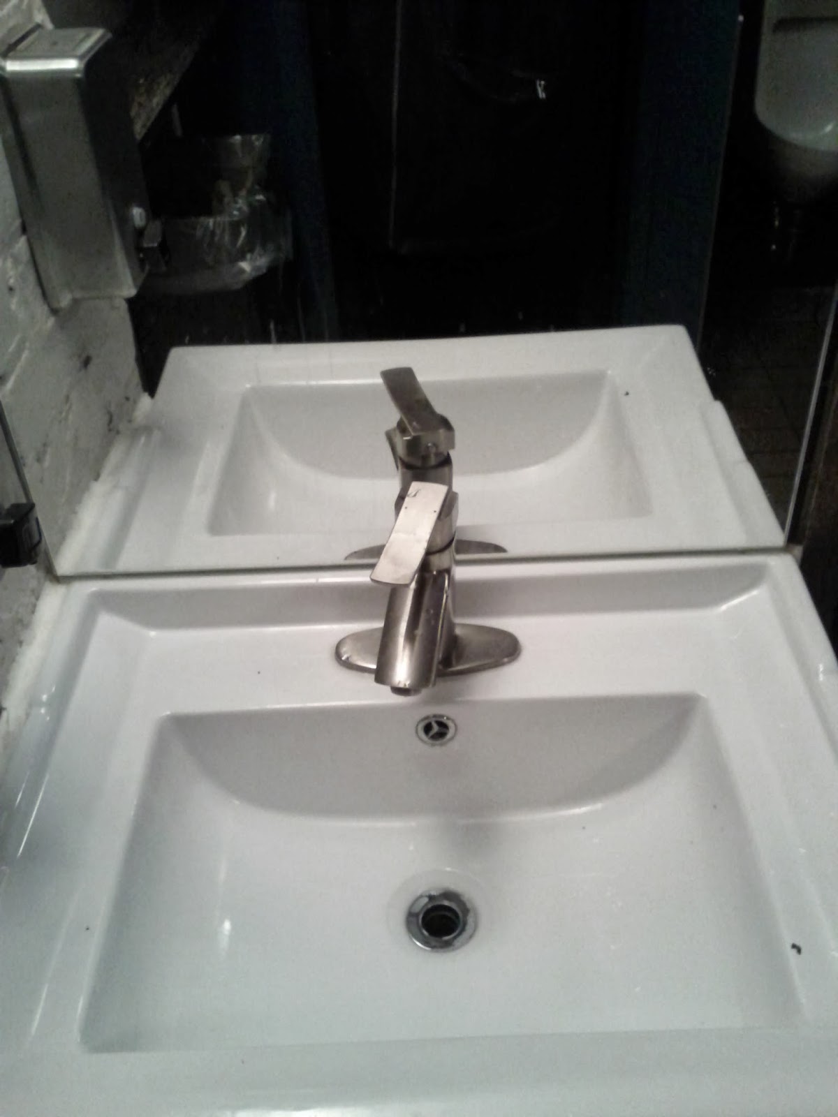 Toronto things Toronto Public Washrooms / Restrooms