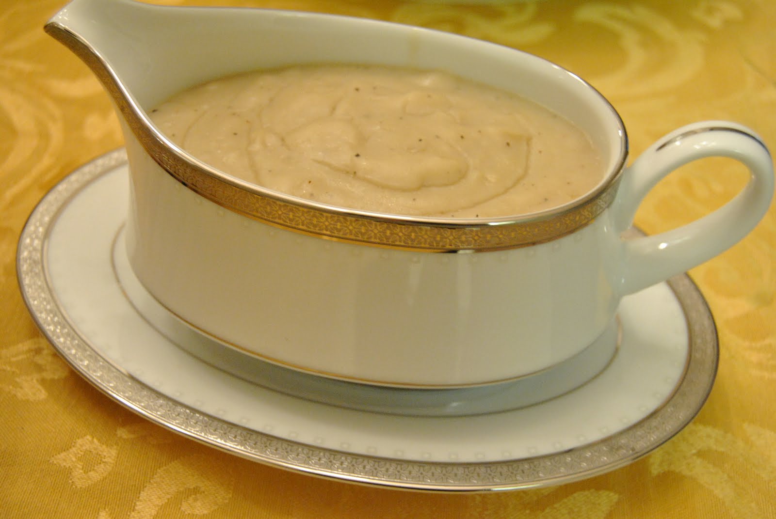 Malikala's Ono Kine Grinds MakeAhead Gravy