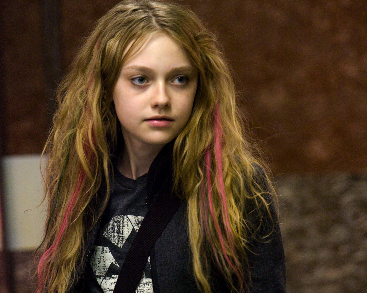 http://3.bp.blogspot.com/-NkjO__LGIyM/UJilCYdzPWI/AAAAAAAAAZQ/D80vjLbJbSw/s1600/dakota_fanning_in_push-4545.jpg