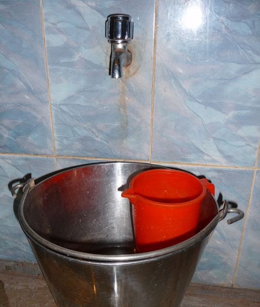 Big Heart, Small World Perfecting the Bucket Shower