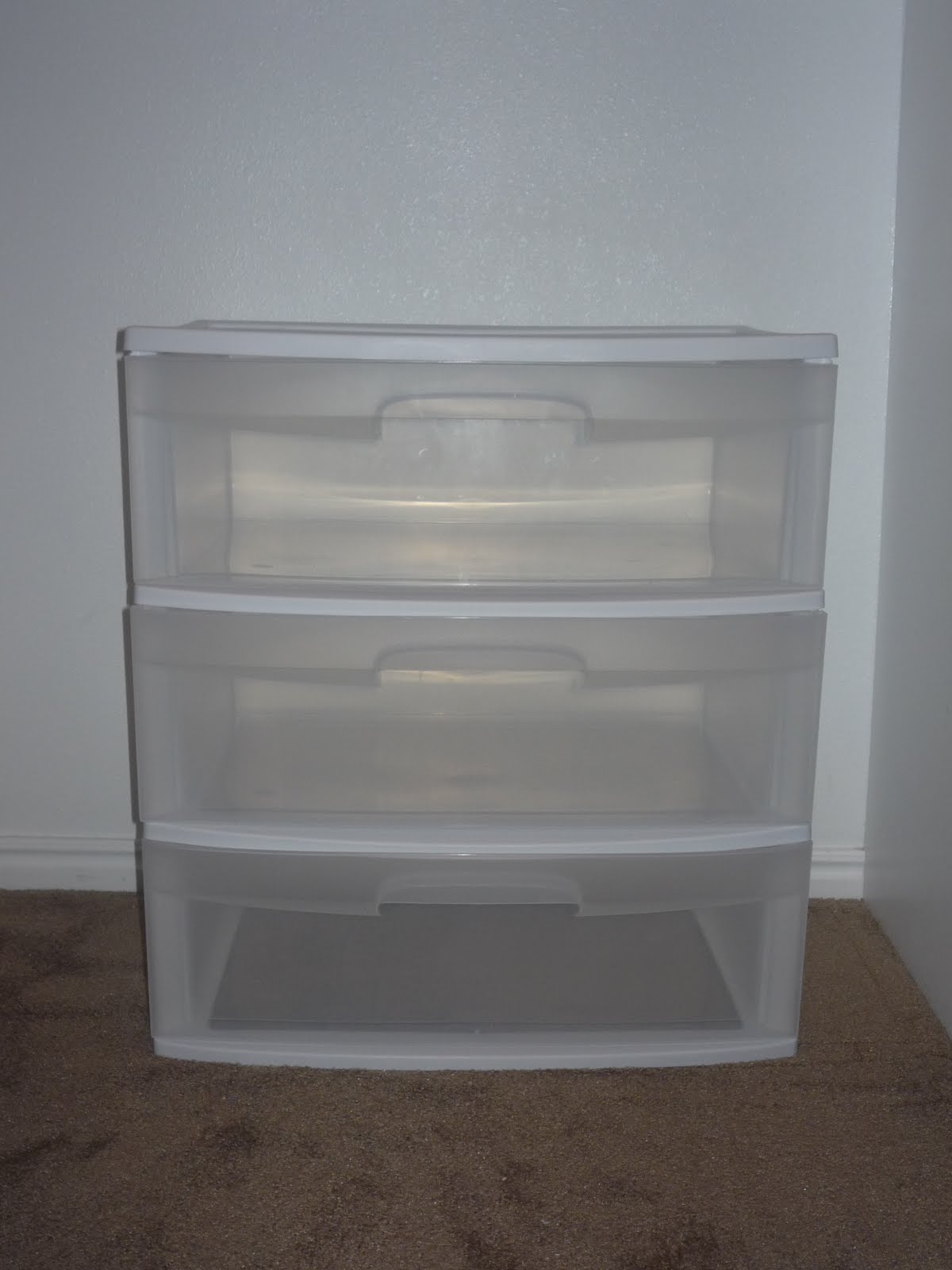 Get It Sold Plastic Dressers 8