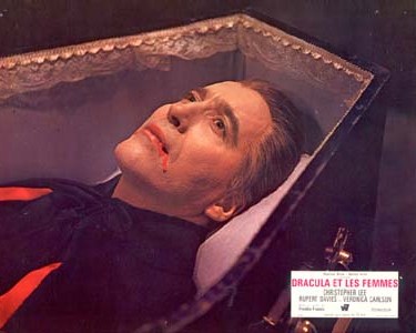 photo-Dracula-et-les-femmes-Dra...