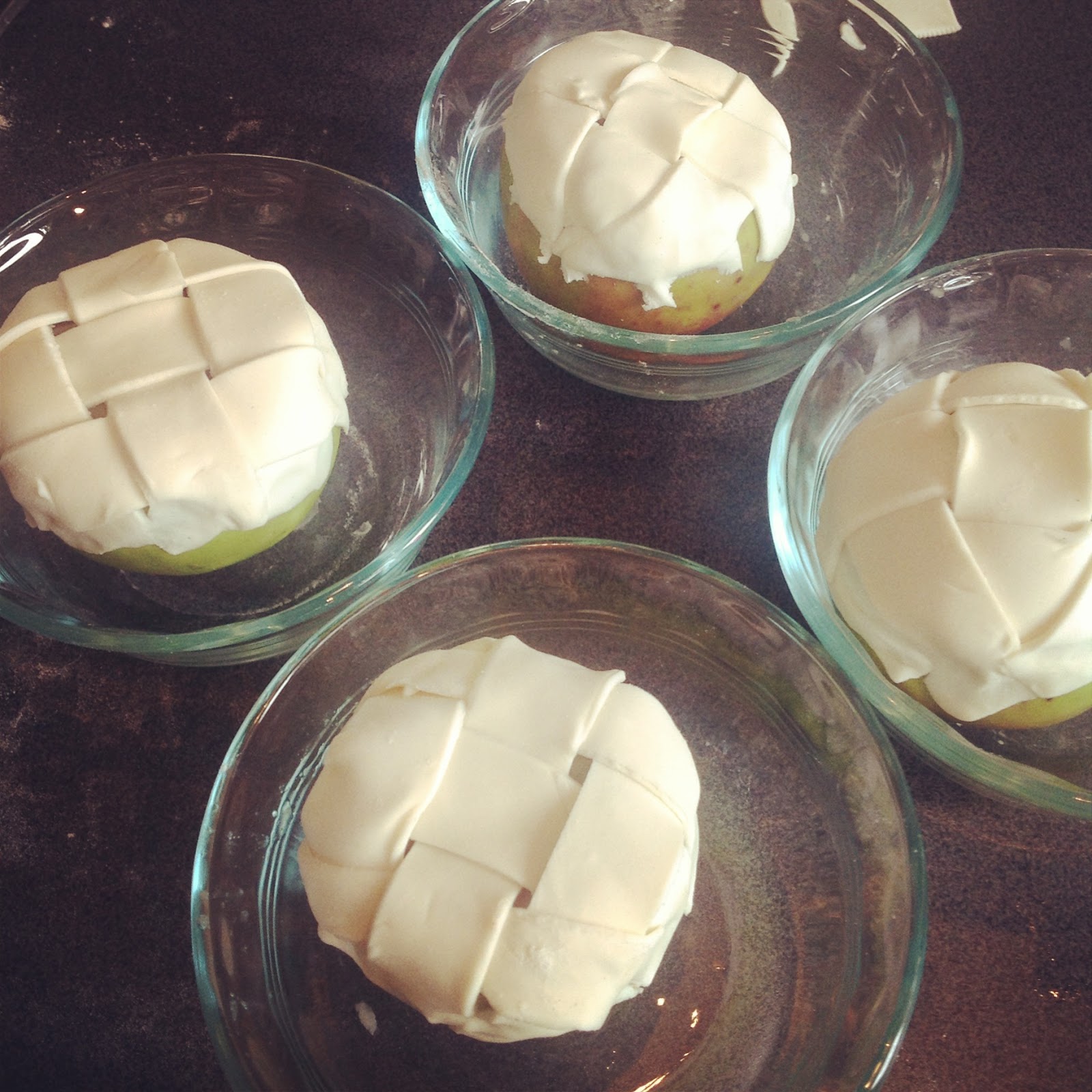 At Home with the Lunchbox Guru Apple Pies... in the apple!