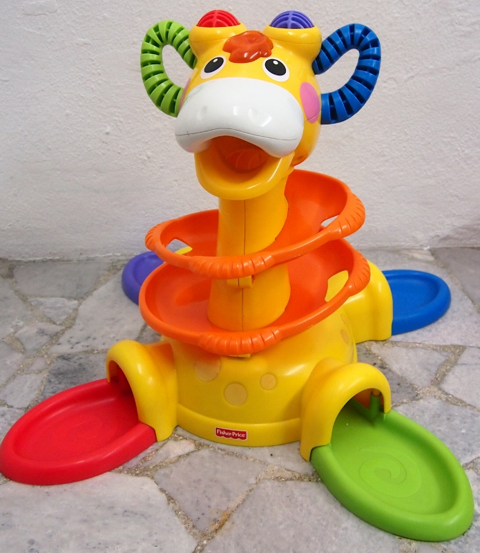 JuaiMurah Fisher Price Stand Up Ball Blast Giraffe