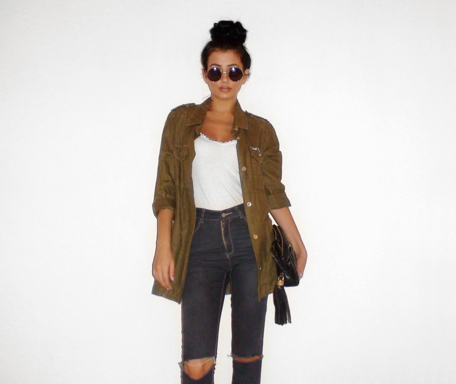 THE KHAKI JACKET Kamara