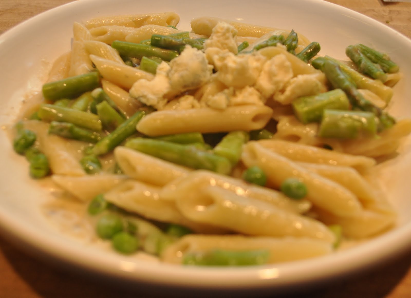 Kate's Kitchen Pasta with Asparagus and Peas