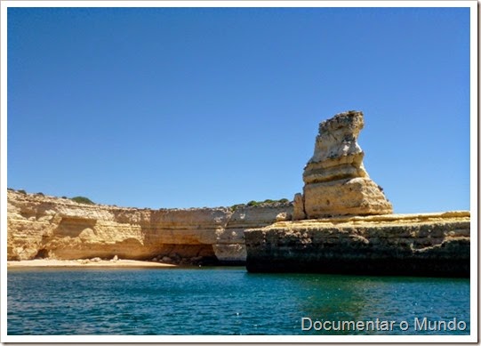 Praia Morena; Leixão do Submarino; Praias Algarve; Férias Algarve; Grutas Marinhas; Sea Caves; Grotten Fahrt