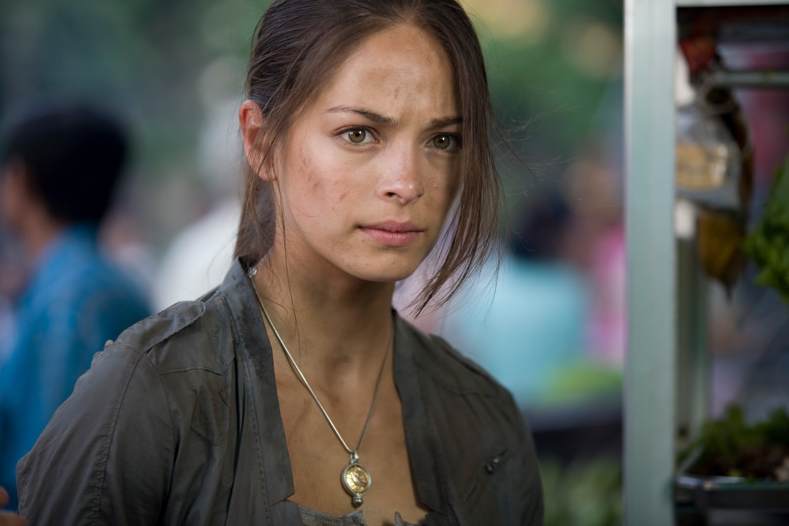 Charlie Books... Scarlet by Marissa Meyer