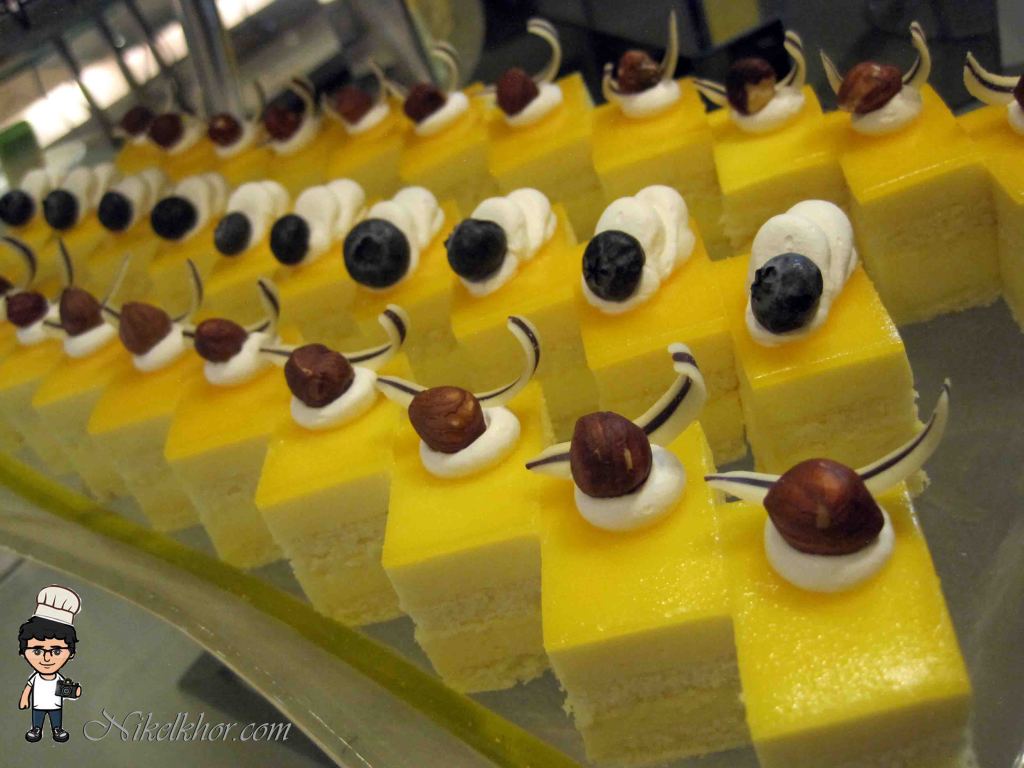 HiTea Buffet at Cinnamon Coffee House One World Hotel, PJ Nikel