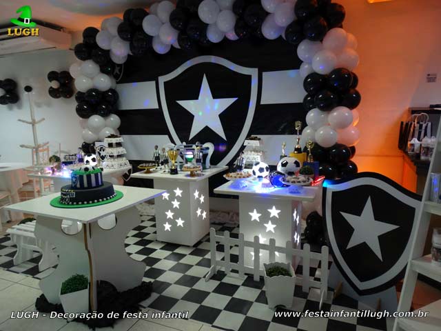 Festa Botafogo - Decoração mesa para o bolo de aniversário - Provençal Festa Botafogo - Decoração mesa para o bolo de aniversário