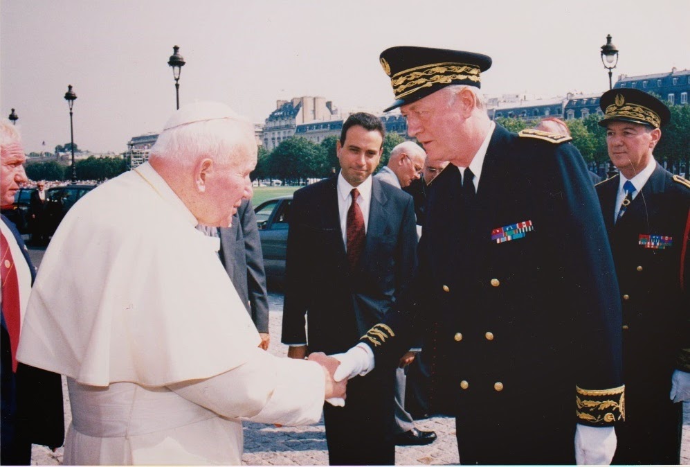 -- Jean Paul II aux Invalides --