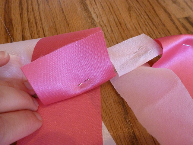 DIY-Ribbon-Wall-Tutorial DIY-Ribbon-Wall-Tutorial