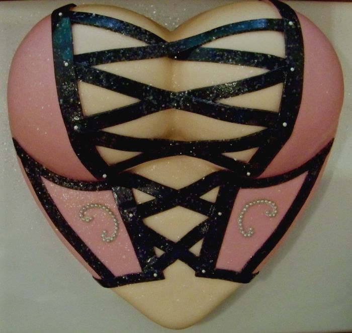 39 Awesome Breasts Shape Cool Cakes FADEFACT