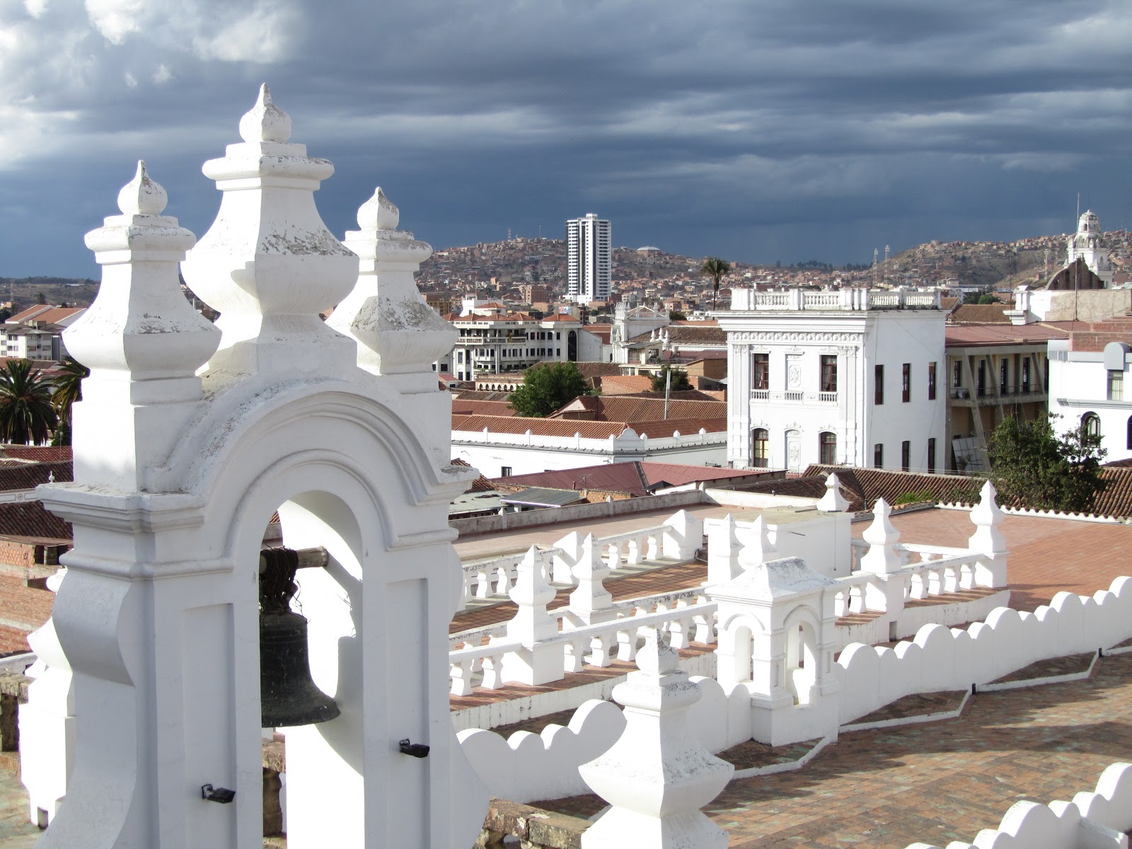 BoliviAn gus: Q: What is the capital of Bolivia?