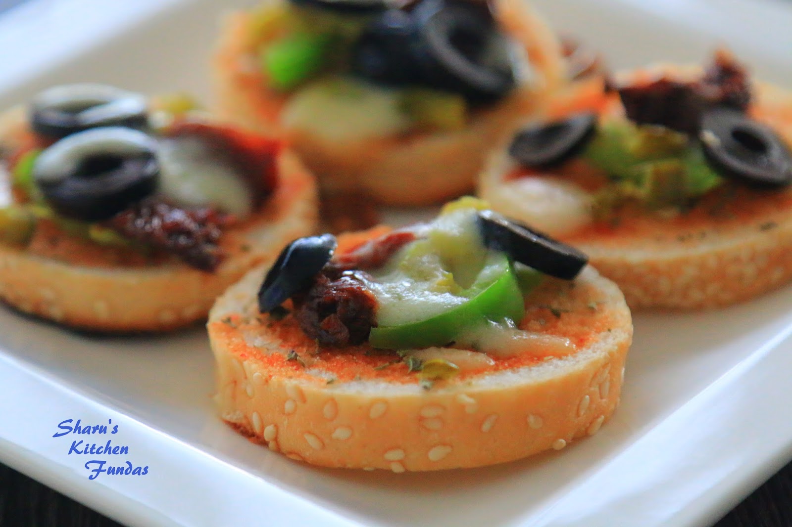 Sharu�s Fundas Pizza Coins