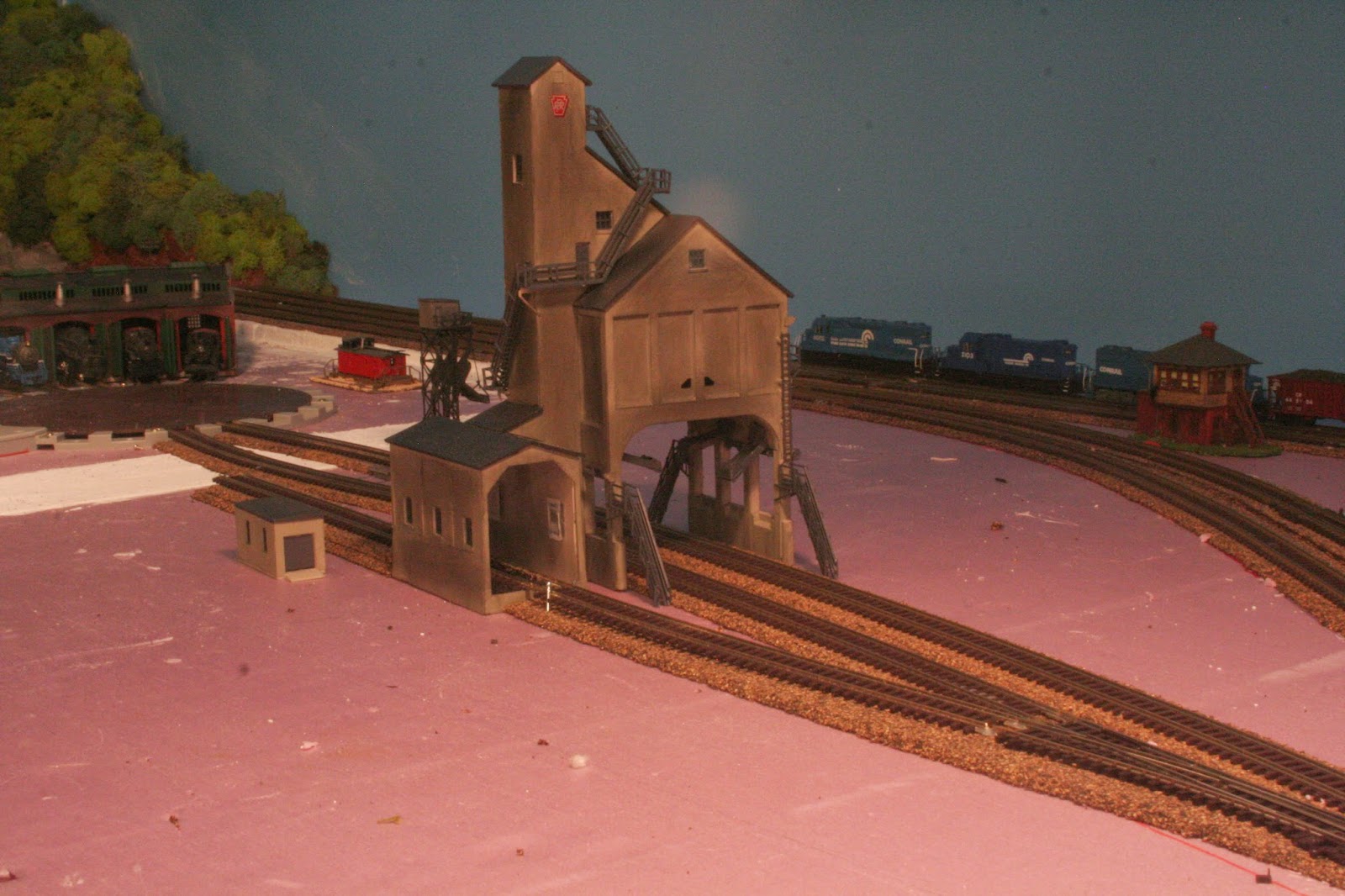 The Pennsylvania Railroad Pittsburgh Division Layout Tour