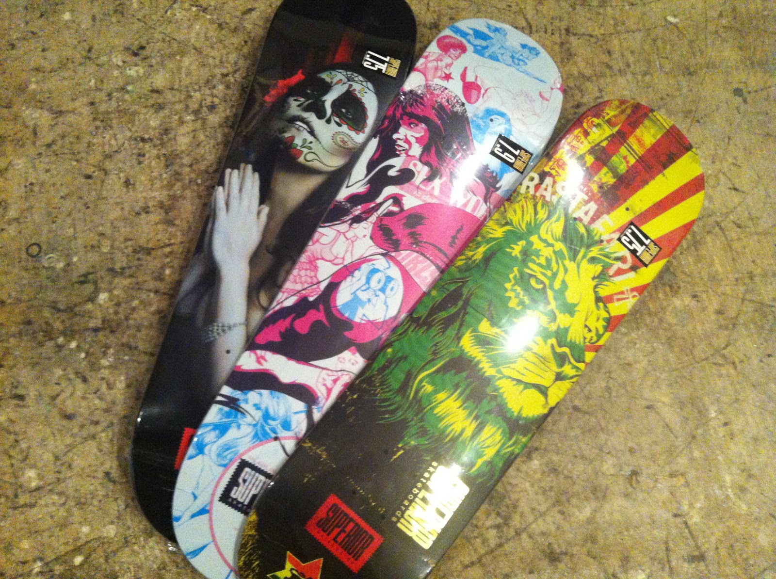 FRESH NEW DARK STAR, INDUSTRIAL TRUCKS, SUPERIOR SKATEBOARDS