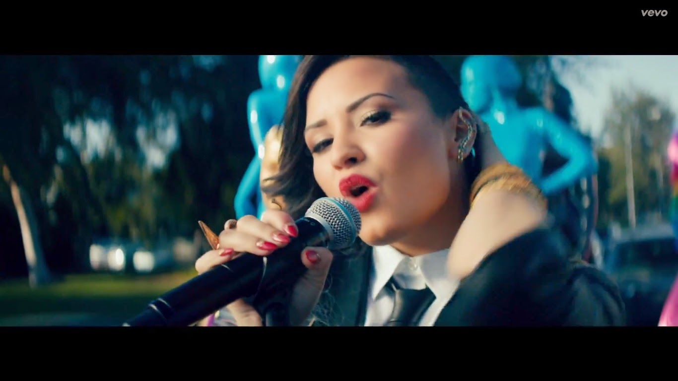 Перевод песен Demi Lovato: перевод песни