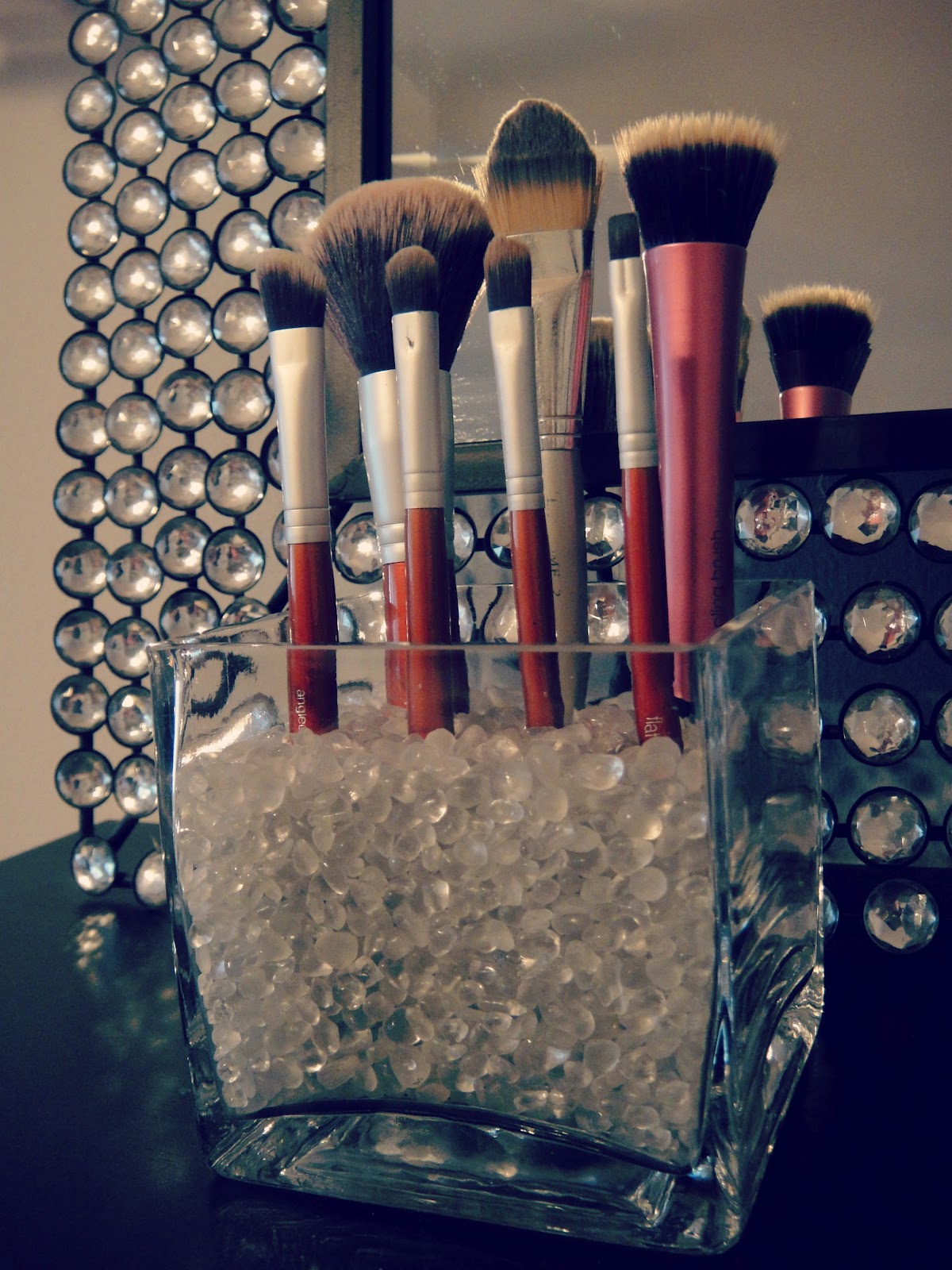 out of the beauty closet DIY vanitytop brush holder