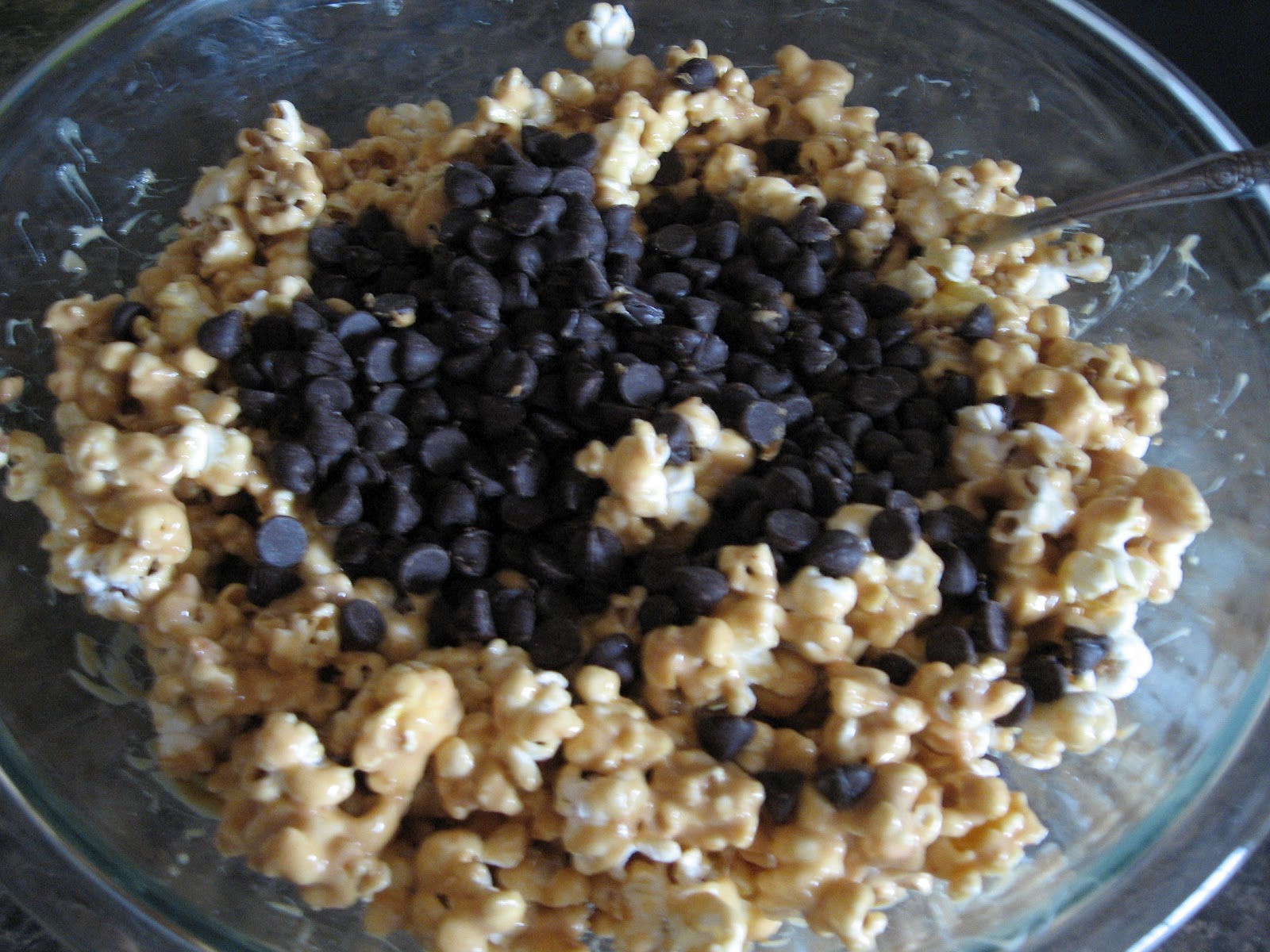 Almost Unschoolers Marshmallow, Chocolatey, Peanut Butter Popcorn.