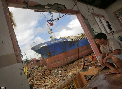Thảm cảnh sau siêu bão Haiyan, thế giới lốp, lop xe, lốp xe ô tô, giá lốp, gia lop