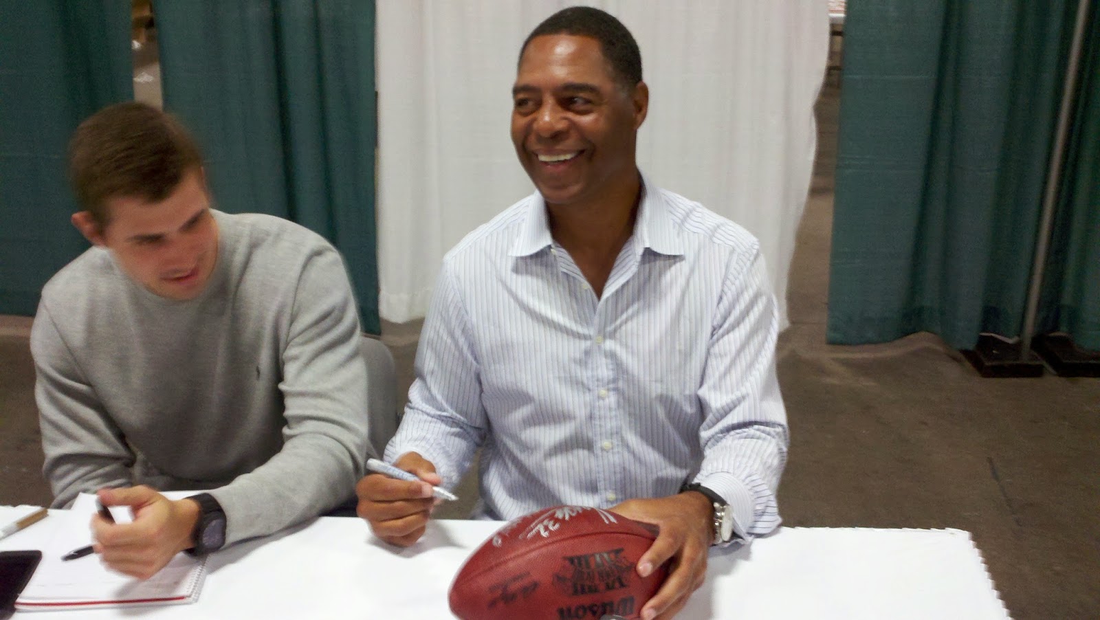 Jonathan's Autograph Signings Marcus Allen, Terrell Davis, Mark Rypien