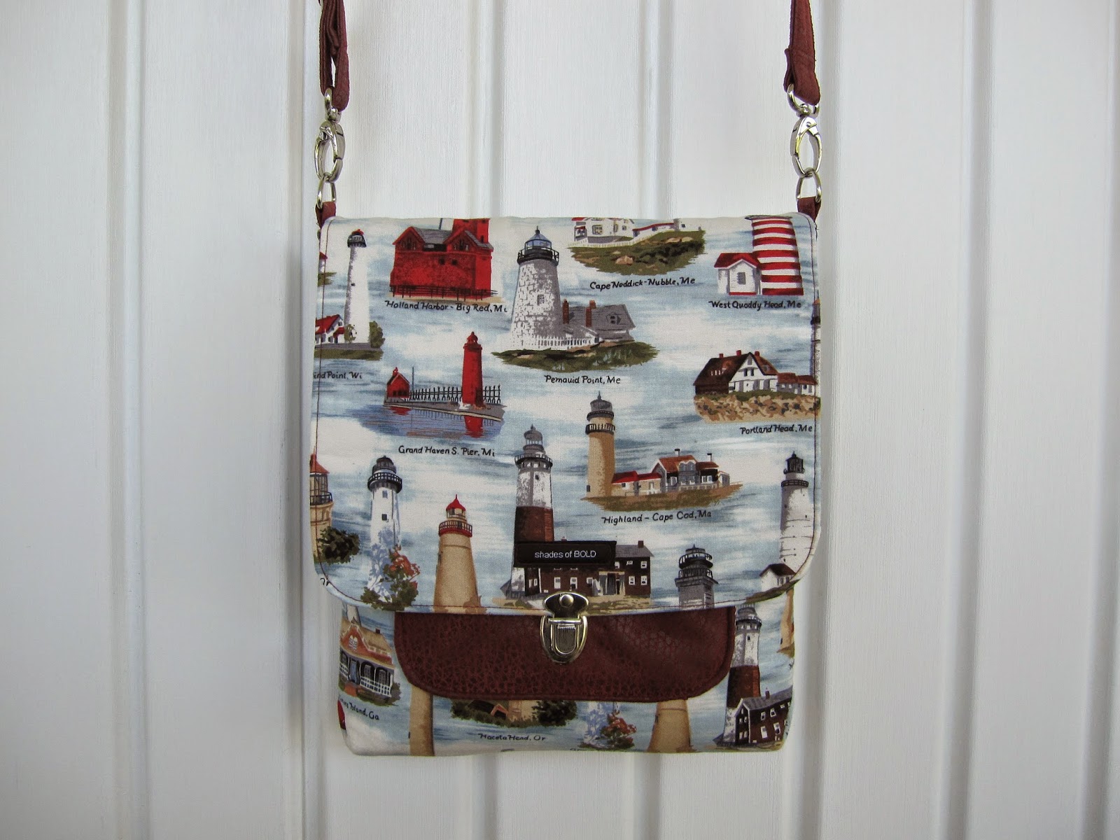 shades of BOLD Lighthouse Convertible Bag