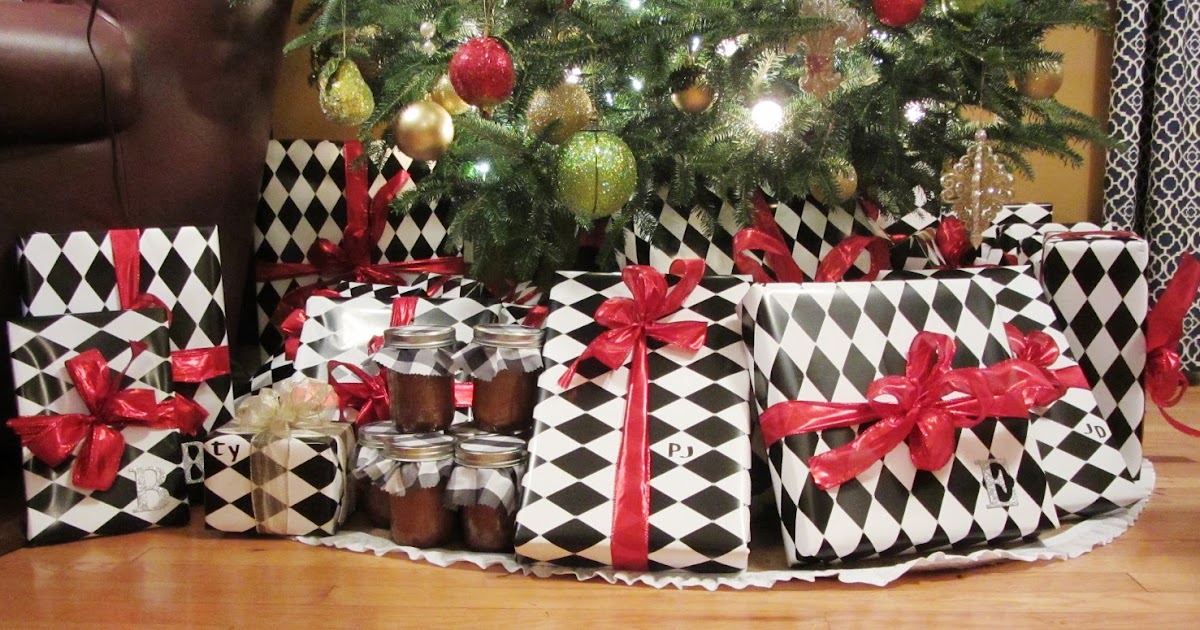 Love it! by Wrapping Paper Theme