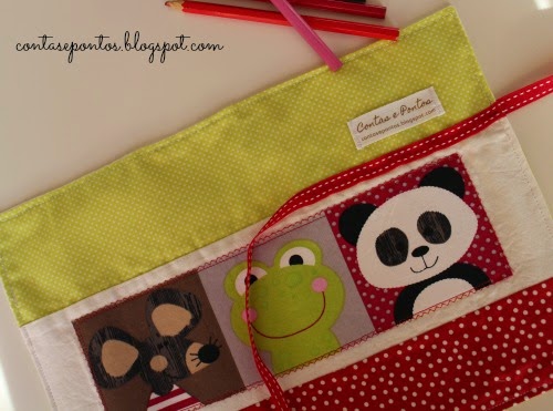 Estojo de enrolar em tecido - panda e os seu amigos Estojo de enrolar em tecido - panda e os seu amigos