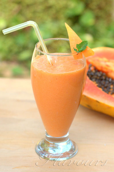 Papaya orange smoothie
