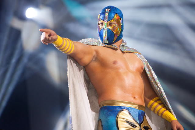 CMLL Luchador Angel de Oro
