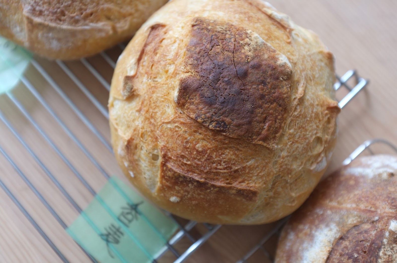 A little shop in Tokyo Japanese bread flour tests koumugi